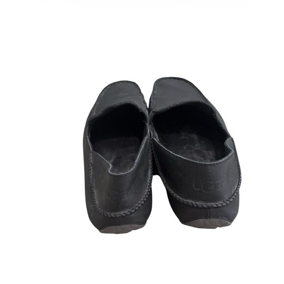 UGG AUSTRALIA Men’s 12 Gray  Leather Slip On Upshaw Loafers Driving Moc main image 4